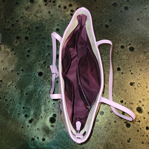 Coach X Disney Sleeping Beauty City Zip Tote Limited Edition F73359 - Picture 8 of 16